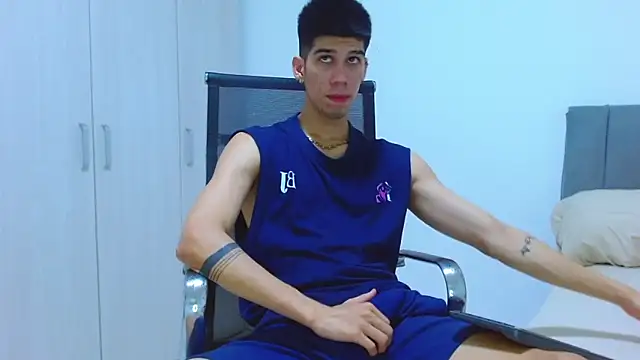 Snapshot of jhony-sex chatting on October 7, 2025, 4:09 am jhony-sex online show from October 7, 2025, 4:09 am