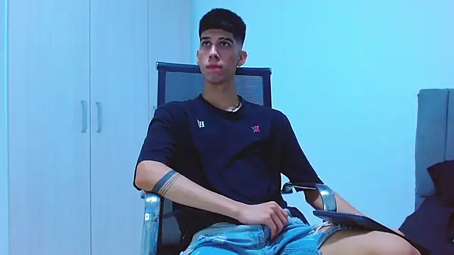 Snapshot of jhony-sex chatting on November 8, 2025, 12:16 pm jhony-sex online show from November 8, 2025, 12:16 pm