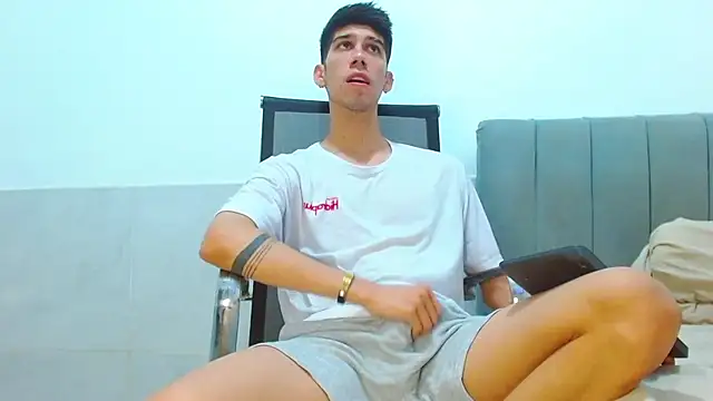 jhony-sex online show from July 1, 2026, 6:48 am