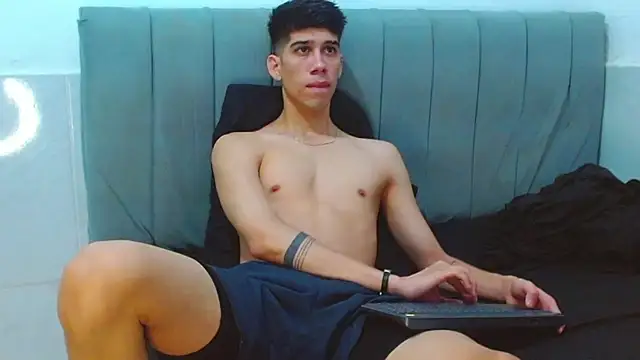 jhony-sex online show from July 22, 2026, 8:17 am