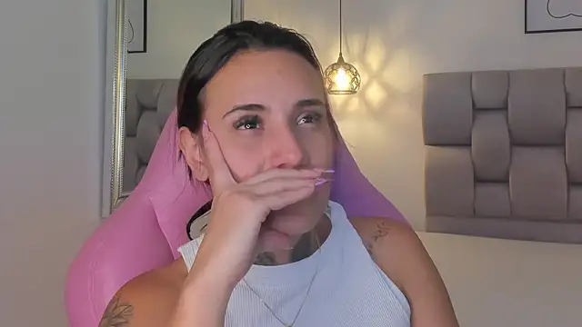 Susan-Sweet-7 online show from September 30, 2025, 8:25 pm