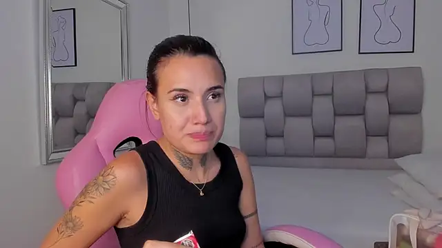 Susan-Sweet-7 online show from October 10, 2025, 8:30 pm