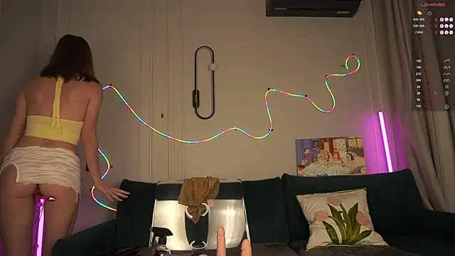 anna54784 online show from March 5, 2026, 3:46 am