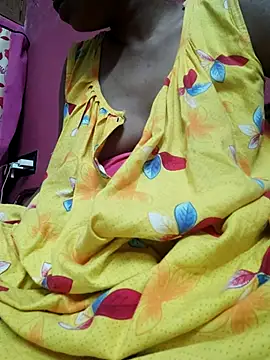 Snapshot of Bengoli--bhabhi chatting on February 23, 2025, 9:33 am Bengoli--bhabhi online show from February 23, 2025, 9:33 am