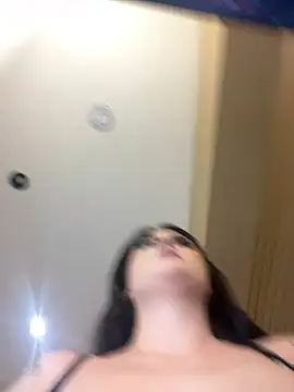 IrisBaker online show from March 21, 2025, 10:06 pm