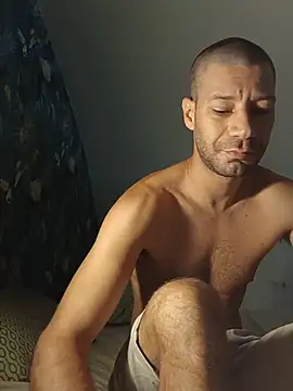 Snapshot of litleboy92 chatting on July 22, 2026, 11:13 am litleboy92 online show from July 22, 2026, 11:13 am
