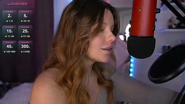 Snapshot of Your_Sweet_Julia chatting on January 12, 2025, 7:11 am Your Sweet Julia online show from January 12, 2025, 7:11 am