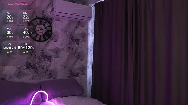 Snapshot of Your_Sweet_Julia chatting on January 23, 2025, 7:22 am Your Sweet Julia online show from January 23, 2025, 7:22 am