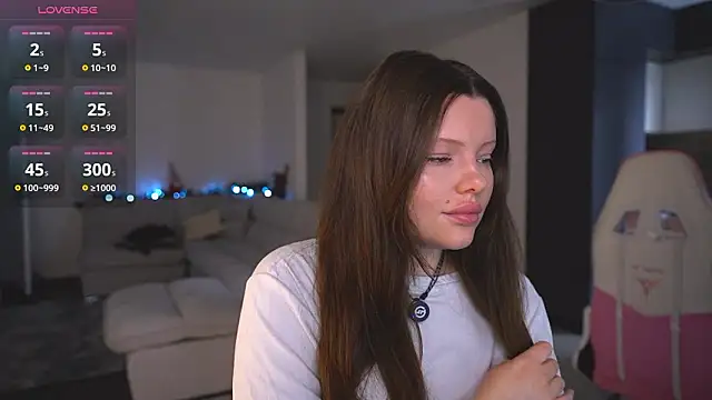 Snapshot of Your_Sweet_Julia chatting on March 23, 2026, 5:33 am Your Sweet Julia online show from March 23, 2026, 5:33 am