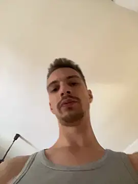 Snapshot of elatus0206 chatting on October 29, 2025, 6:59 am elatus0206 online show from October 29, 2025, 6:59 am