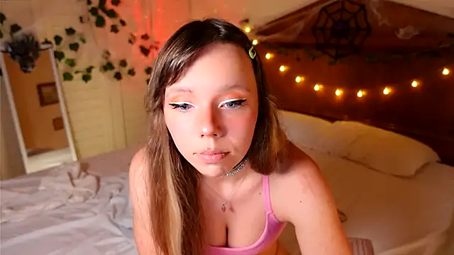 Snapshot of Ayra_Lust chatting on October 25, 2025, 10:26 pm Ayra Lust online show from October 25, 2025, 10:26 pm