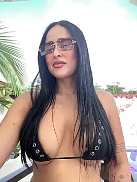 Alexandra duque online show from October 3, 2025, 8:28 pm