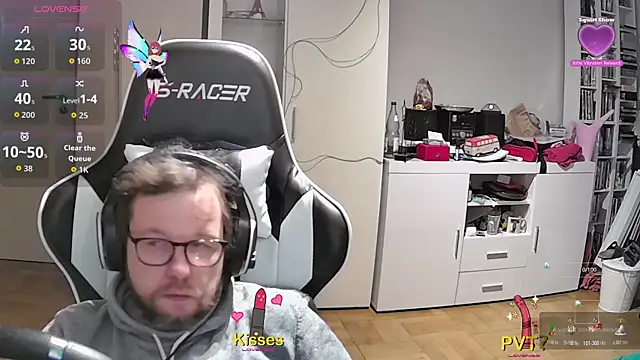 Snapshot of larsgessner30 chatting on November 13, 2025, 9:14 pm larsgessner30 online show from November 13, 2025, 9:14 pm