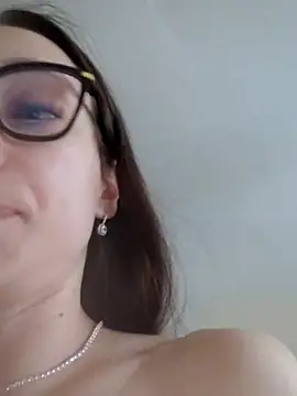 Snapshot of Milky_flexy_cat chatting on February 28, 2025, 5:15 pm Milky flexy cat online show from February 28, 2025, 5:15 pm