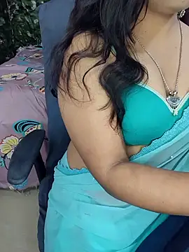 Tanvi-patil online show from September 23, 2025, 4:21 pm