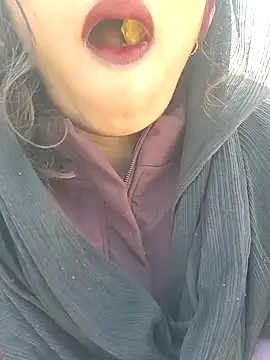 Snapshot of Simaran_bhabhi chatting on February 7, 2025, 5:52 am Simaran bhabhi online show from February 7, 2025, 5:52 am