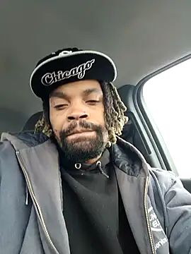 Snapshot of 1BeautyN1Beast chatting on February 11, 2025, 5:40 pm 1BeautyN1Beast online show from February 11, 2025, 5:40 pm