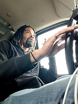 Snapshot of 1BeautyN1Beast chatting on March 4, 2025, 9:11 pm 1BeautyN1Beast online show from March 4, 2025, 9:11 pm