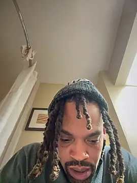 1BeautyN1Beast online show from March 13, 2026, 1:29 pm