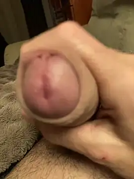 Snapshot of facecumold chatting on March 12, 2025, 10:39 pm facecumold online show from March 12, 2025, 10:39 pm