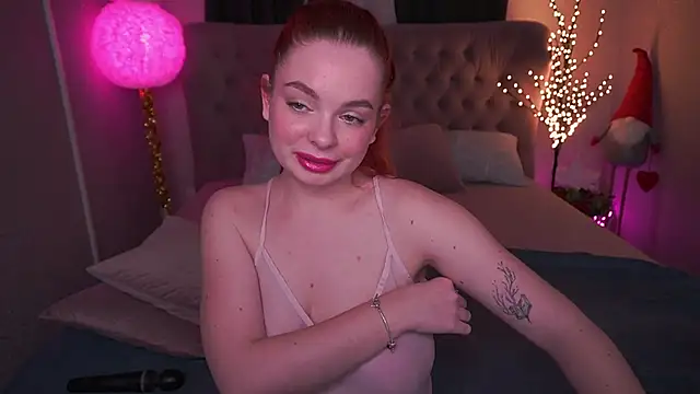 CarolinaDia online show from January 19, 2025, 11:43 pm