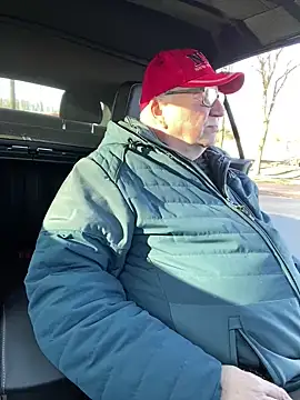 Snapshot of biggandybig chatting on March 2, 2025, 3:16 pm biggandybig online show from March 2, 2025, 3:16 pm