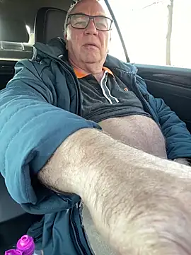 Snapshot of biggandybig chatting on March 4, 2025, 1:59 pm biggandybig online show from March 4, 2025, 1:59 pm