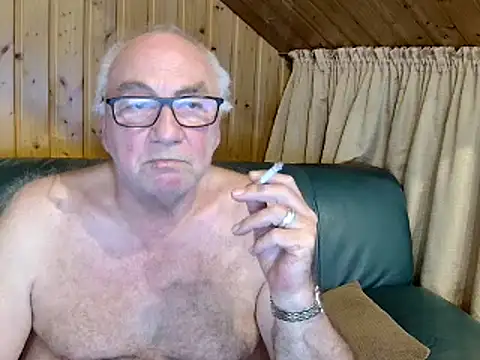 Snapshot of biggandybig chatting on March 9, 2025, 9:57 pm biggandybig online show from March 9, 2025, 9:57 pm