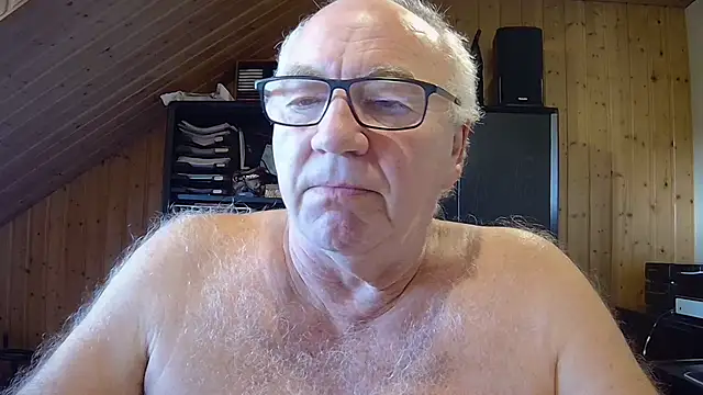 Snapshot of biggandybig chatting on October 20, 2025, 9:54 am biggandybig online show from October 20, 2025, 9:54 am