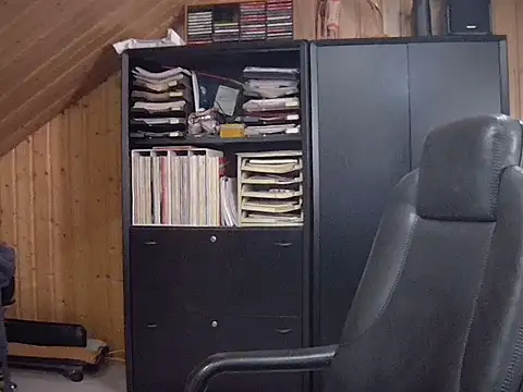 Snapshot of biggandybig chatting on October 26, 2025, 10:47 pm biggandybig online show from October 26, 2025, 10:47 pm