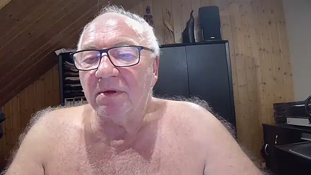 Snapshot of biggandybig chatting on November 29, 2025, 12:46 am biggandybig online show from November 29, 2025, 12:46 am