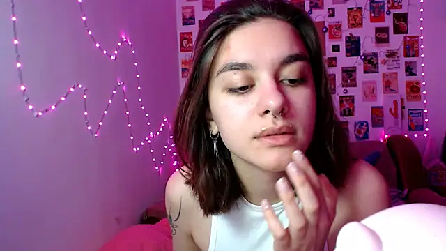 Celine Dionn online show from December 12, 2024, 12:01 pm