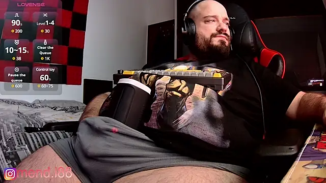 menditeta1 online show from February 18, 2025, 11:30 pm