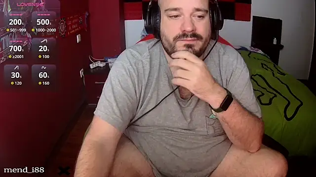 menditeta1 online show from December 1, 2025, 8:58 pm