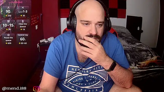 menditeta1 online show from December 19, 2025, 8:27 pm