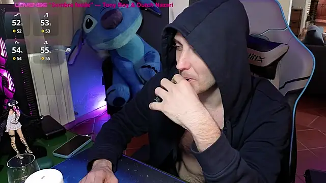 Snapshot of Gil_gamesh90 chatting on March 22, 2025, 11:32 am Gil gamesh90 online show from March 22, 2025, 11:32 am