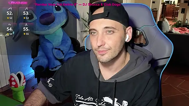 Snapshot of Gil_gamesh90 chatting on September 8, 2025, 2:38 pm Gil gamesh90 online show from September 8, 2025, 2:38 pm