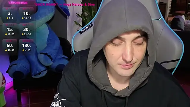 Snapshot of Gil_gamesh90 chatting on December 4, 2025, 10:46 am Gil gamesh90 online show from December 4, 2025, 10:46 am