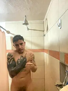 Snapshot of Molly1993rrrrrrrf chatting on November 10, 2025, 12:20 am Molly1993rrrrrrrf online show from November 10, 2025, 12:20 am