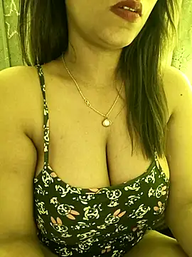 Divya girl online show from March 5, 2025, 2:01 pm