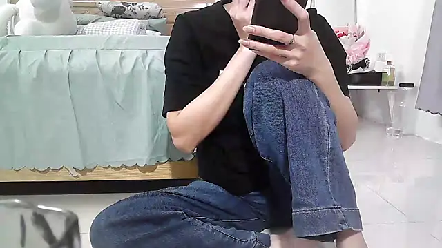 Snapshot of Trang_55 chatting on November 10, 2025, 1:54 pm Trang 55 online show from November 10, 2025, 1:54 pm