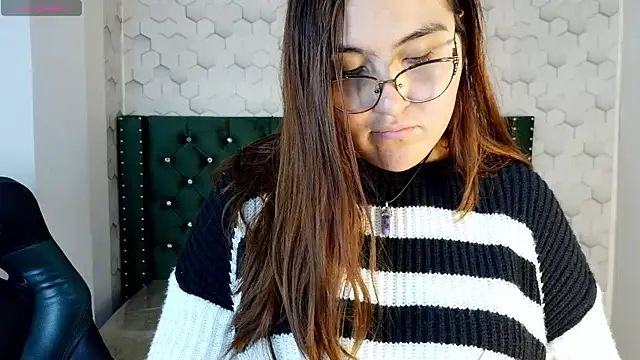 conniejames m online show from July 28, 2026, 2:13 pm