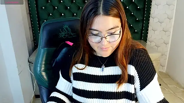 conniejames m online show from July 28, 2026, 4:39 pm