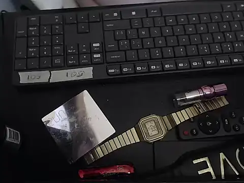 paiper halliwey online show from January 2, 2025, 8:02 pm