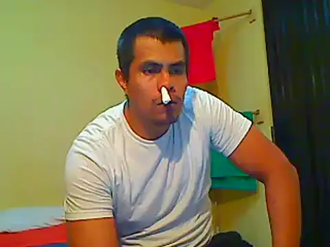 Snapshot of lozter345 chatting on September 24, 2025, 5:11 am lozter345 online show from September 24, 2025, 5:11 am