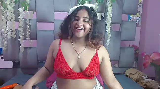 Snapshot of Sofia_Hernandez_ chatting on December 21, 2024, 9:25 pm Sofia Hernandez online show from December 21, 2024, 9:25 pm