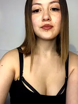 Snapshot of Angela_Torres_ chatting on October 10, 2025, 5:12 pm Angela Torres online show from October 10, 2025, 5:12 pm