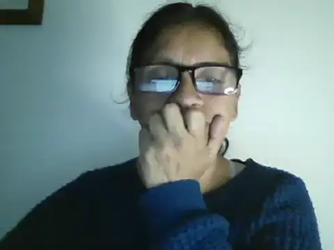 titssmall123 online show from February 18, 2025, 10:49 am