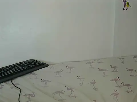 Snapshot of laetitia_ chatting on July 21, 2026, 11:18 pm laetitia online show from July 21, 2026, 11:18 pm