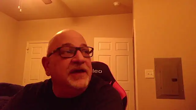 --JimmyJamzs-- online show from December 17, 2024, 2:33 pm